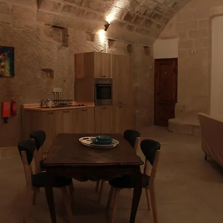 55 Senglea